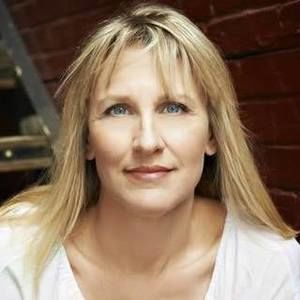 Meet your Posher, Cara